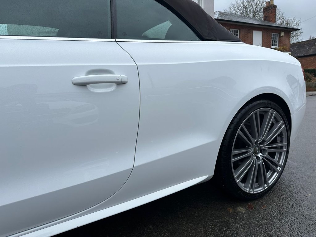 Used Audi A5 Cabriolet 2011 for sale - 76900363: Photo 29