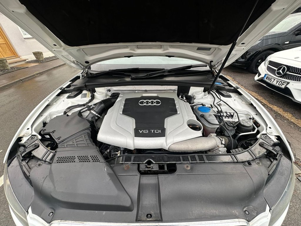 Used Audi A5 Cabriolet 2011 for sale - 76900363: Photo 34