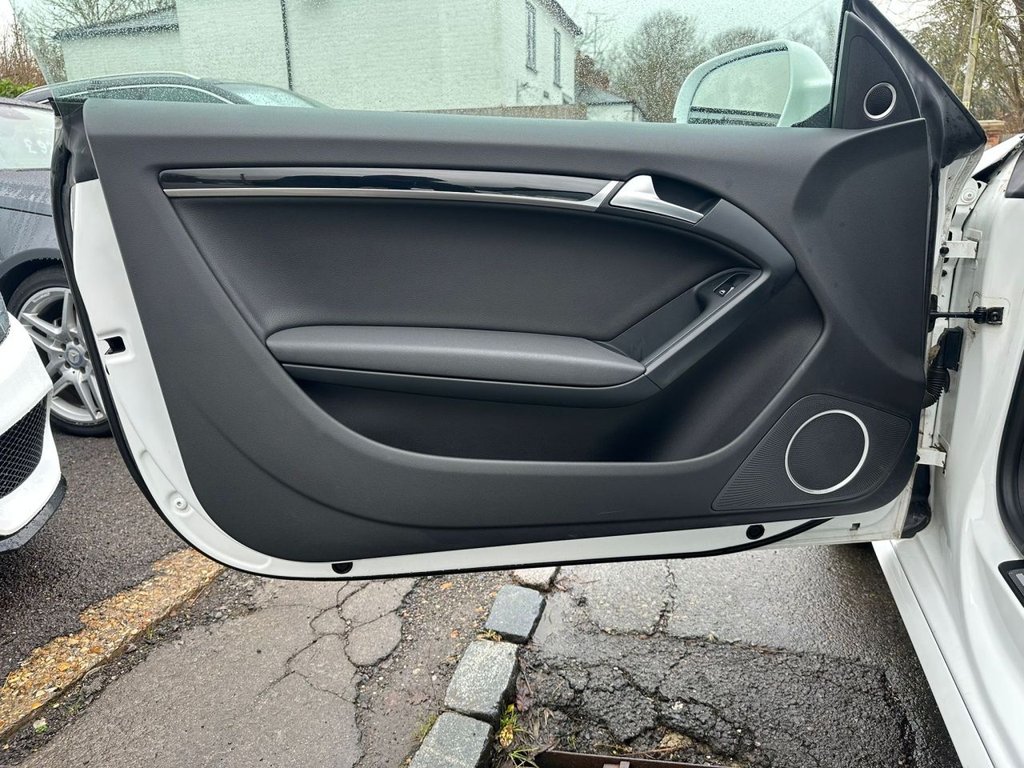 Used Audi A5 Cabriolet 2011 for sale - 76900363: Photo 36