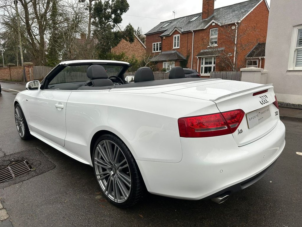 Used Audi A5 Cabriolet 2011 for sale - 76900363: Photo 5