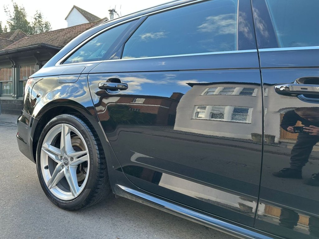 Used Audi A4 Avant 2018 for sale - 76820685: Photo 30