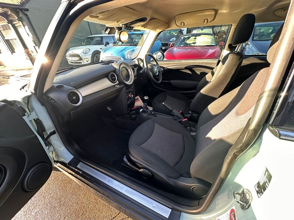 Used MINI Hatch 2014 for sale - 76841132: Photo 17