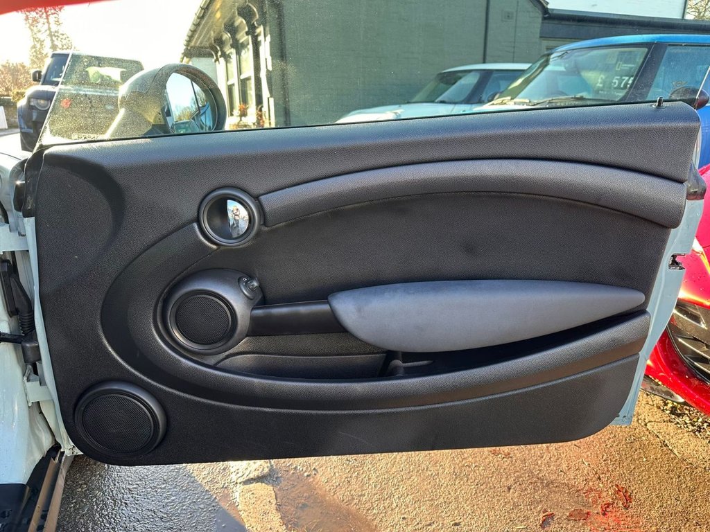 Used MINI Hatch 2014 for sale - 76841132: Photo 24