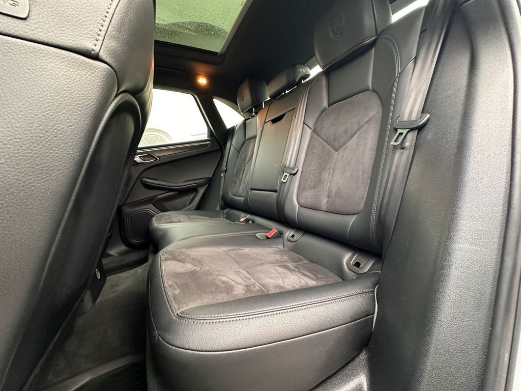 Used Porsche Macan 2017 for sale - 77263356: Photo 30