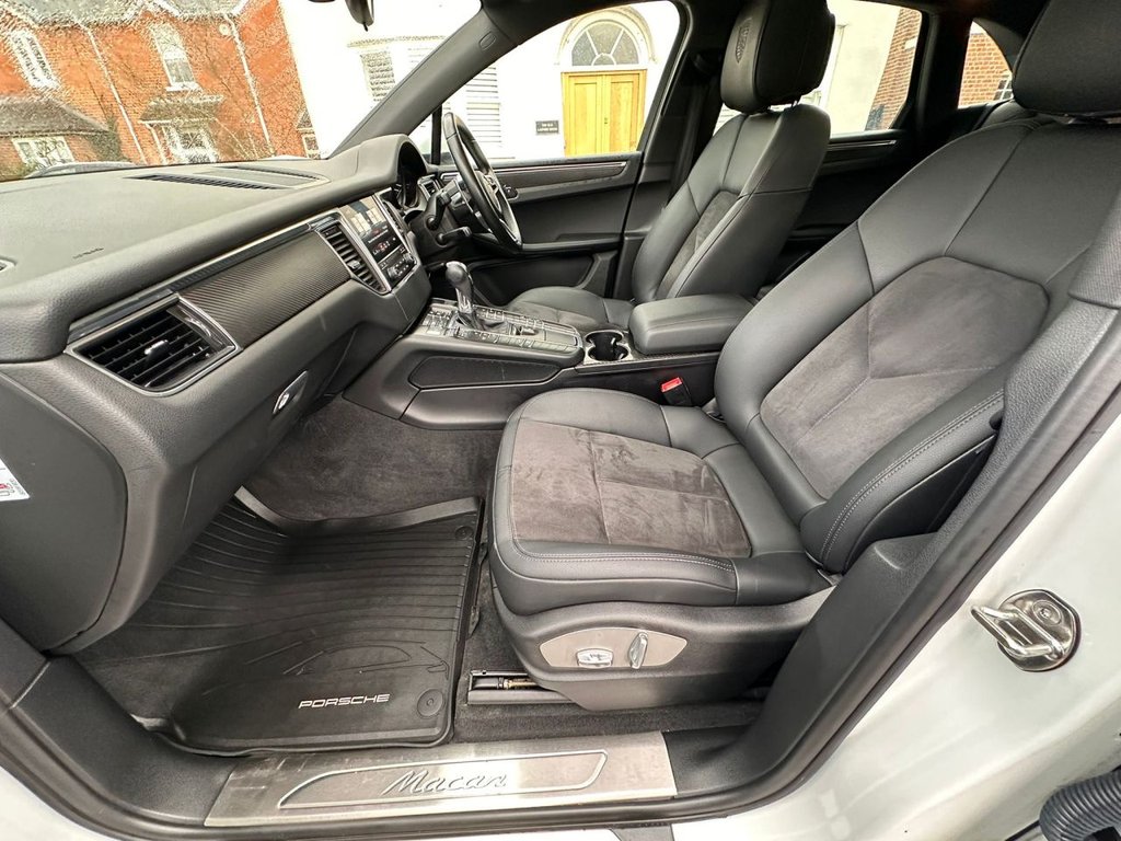 Used Porsche Macan 2017 for sale - 77263356: Photo 8