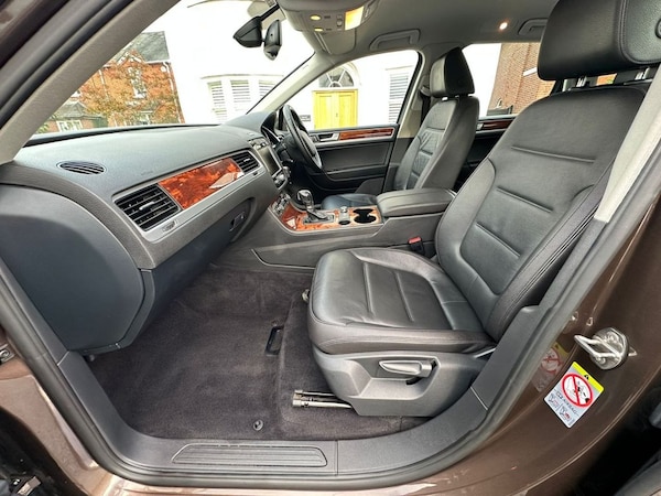 Used Volkswagen Touareg 2013 for sale - 76203508: Photo 11