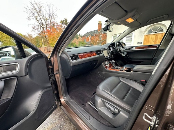 Used Volkswagen Touareg 2013 for sale - 76203508: Photo 17