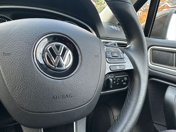 Used Volkswagen Touareg 2013 for sale - 76203508: Photo 26
