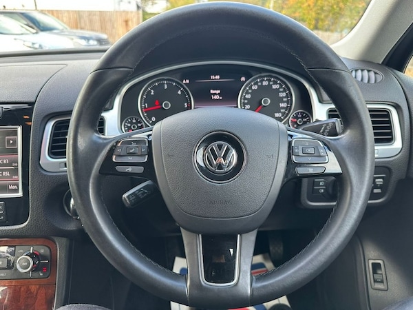 Used Volkswagen Touareg 2013 for sale - 76203508: Photo 8