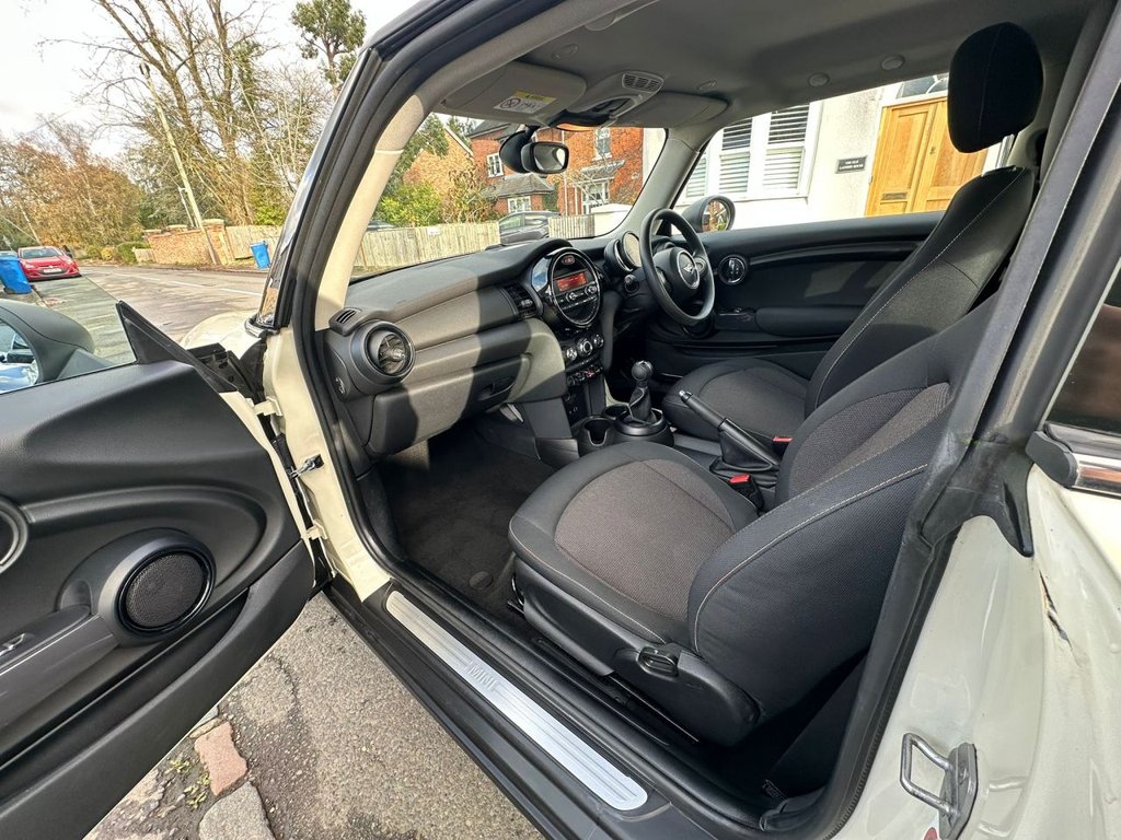 Used MINI Hatch 2015 for sale - 76570422: Photo 17