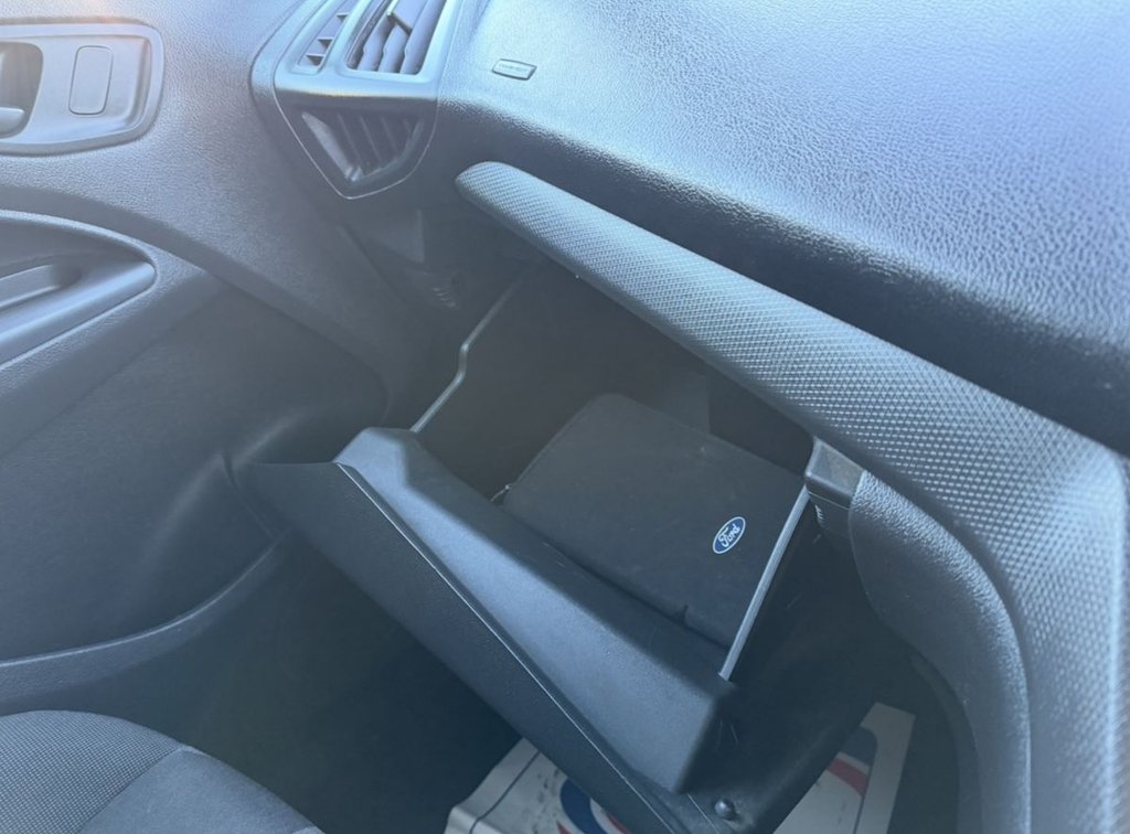 Used Ford Transit Connect 2015 for sale - 76454452: Photo 20