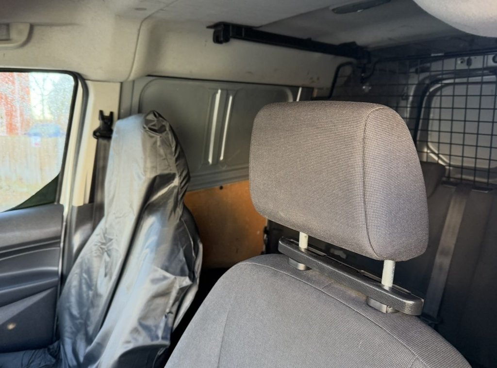 Used Ford Transit Connect 2015 for sale - 76454452: Photo 31