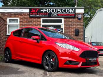 2016 (16) - 1.6T EcoBoost ST-2. JUST 1 OWNER FROM NEW! FULL SERVICE HISTORY! MOUNTUNE 2 3-Door