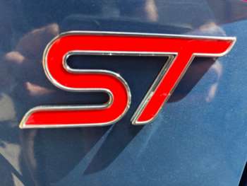 2020 (20) - 2.0 EcoBlue ST Hatchback 5dr Diesel. LOW MILES! FULLY LOADED SPEC! PERFORMA