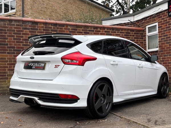 Used Ford Focus 2016 for sale - 76305322: Photo 15