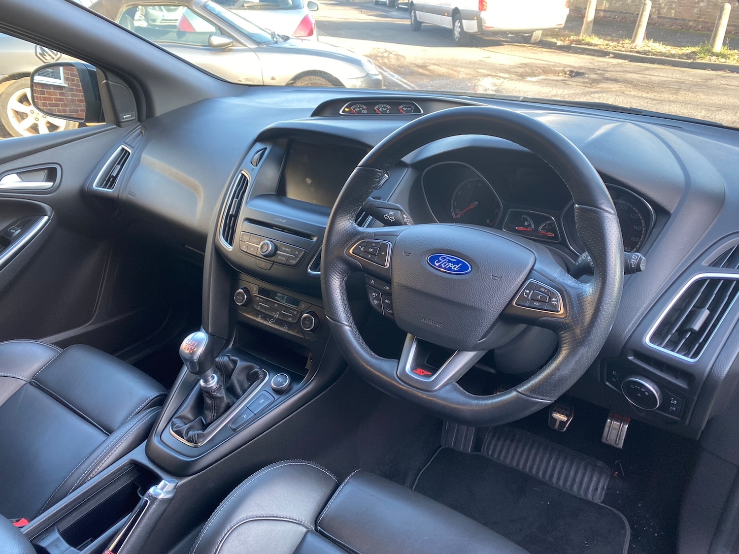 Used Ford Focus 2015 for sale - 76767466: Photo 11