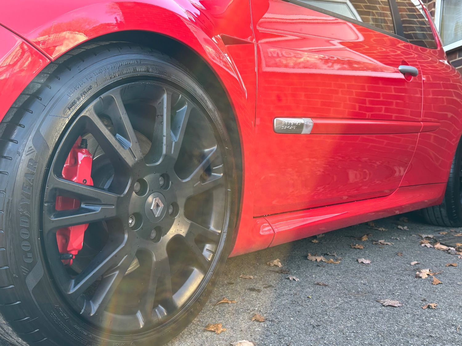 Used Renault Clio 2011 for sale - 76604283: Photo 11