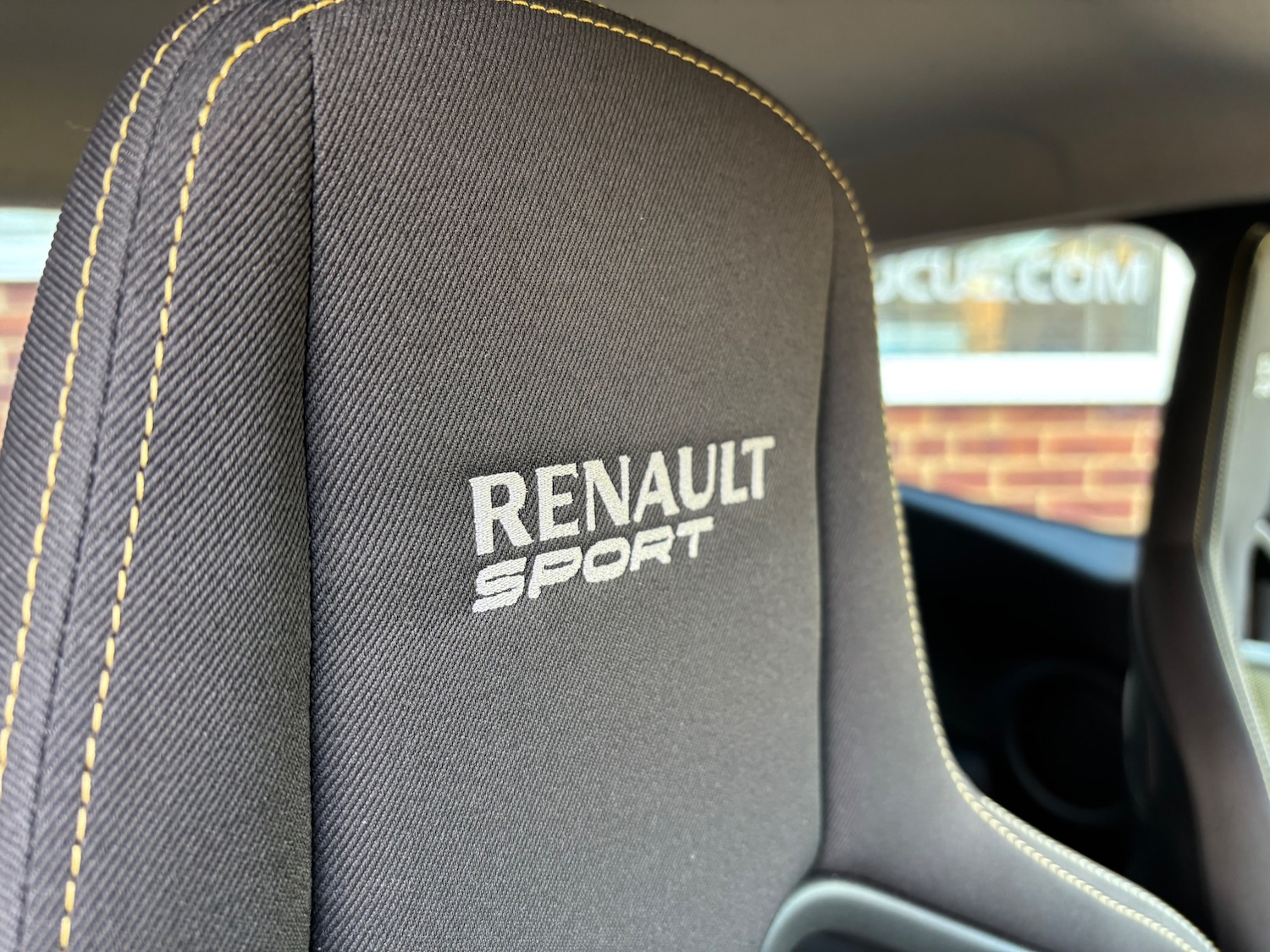 Used Renault Clio 2011 for sale - 76604283: Photo 26