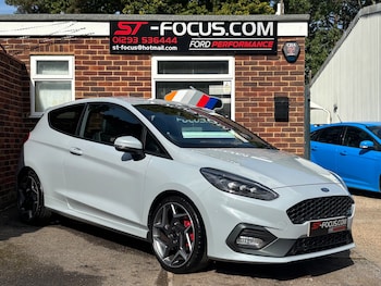 Used Ford Fiesta 2018 for sale - 76107028: Photo