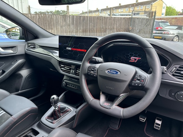 Used Ford Focus 2023 for sale - 74905135: Photo 27