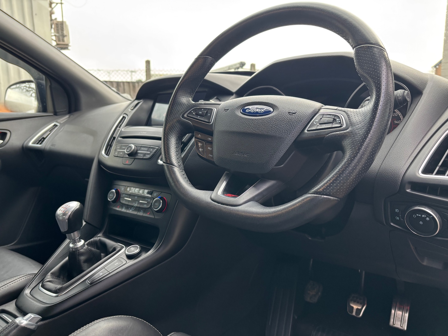 Used Ford Focus 2017 for sale - 76697846: Photo 17