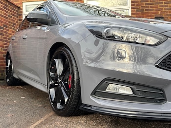 Used Ford Focus 2017 for sale - 76697846: Photo