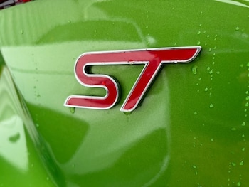 Used Ford Focus 2023 for sale - 78402175: Photo