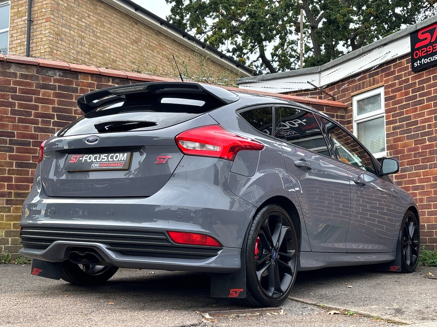 Used Ford Focus 2016 for sale - 76171052: Photo 10