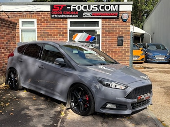 Used Ford Focus 2016 for sale - 76171052: Photo 2