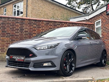 Used Ford Focus 2017 for sale - 76305325: Photo 4