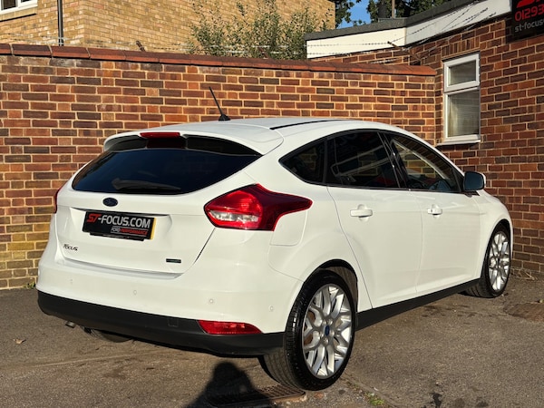 Used Ford Focus 2017 for sale - 76305286: Photo 12