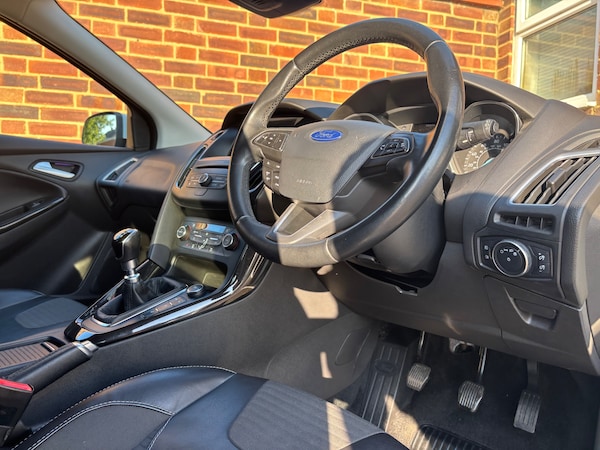 Used Ford Focus 2017 for sale - 76305286: Photo 15