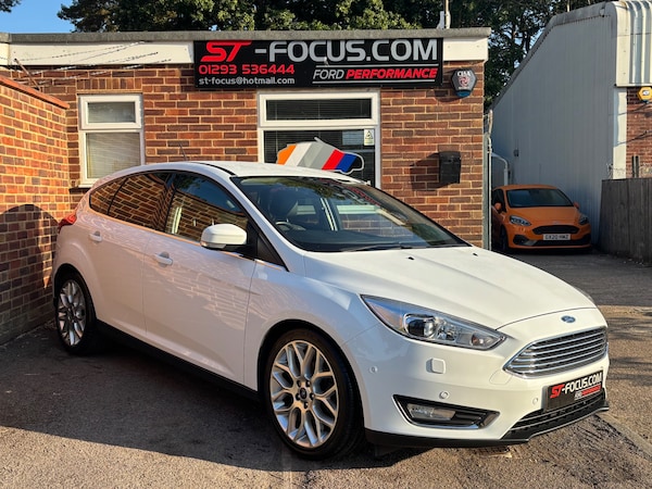 Used Ford Focus 2017 for sale - 76305286: Photo 2
