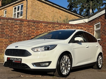 Used Ford Focus 2017 for sale - 76305286: Photo 4