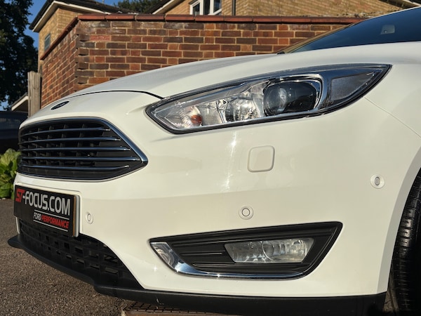 Used Ford Focus 2017 for sale - 76305286: Photo 6