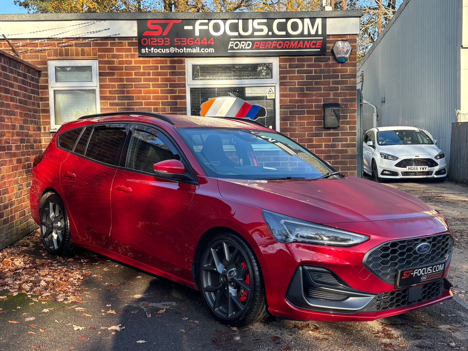 Used Ford Focus 2023 for sale - 76693567: Photo 2