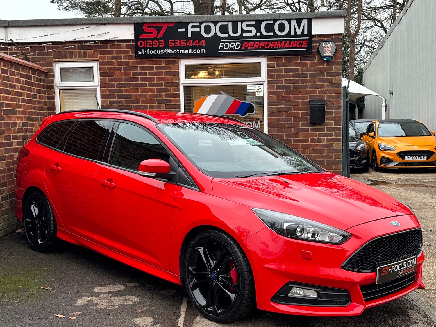 Used Ford Focus 2017 for sale - 76980001: Photo 2