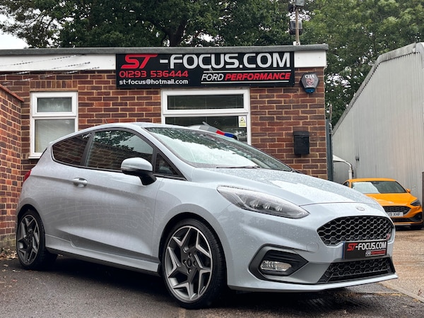 Used Ford Fiesta 2018 for sale - 74865243: Photo 1