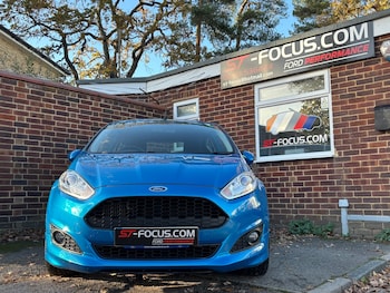 Used Ford Fiesta 2015 for sale - 76604295: Photo