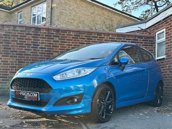 Used Ford Fiesta 2015 for sale - 76604295: Photo