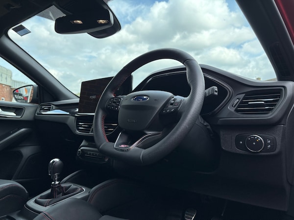 Used Ford Focus 2023 for sale - 74871728: Photo 16
