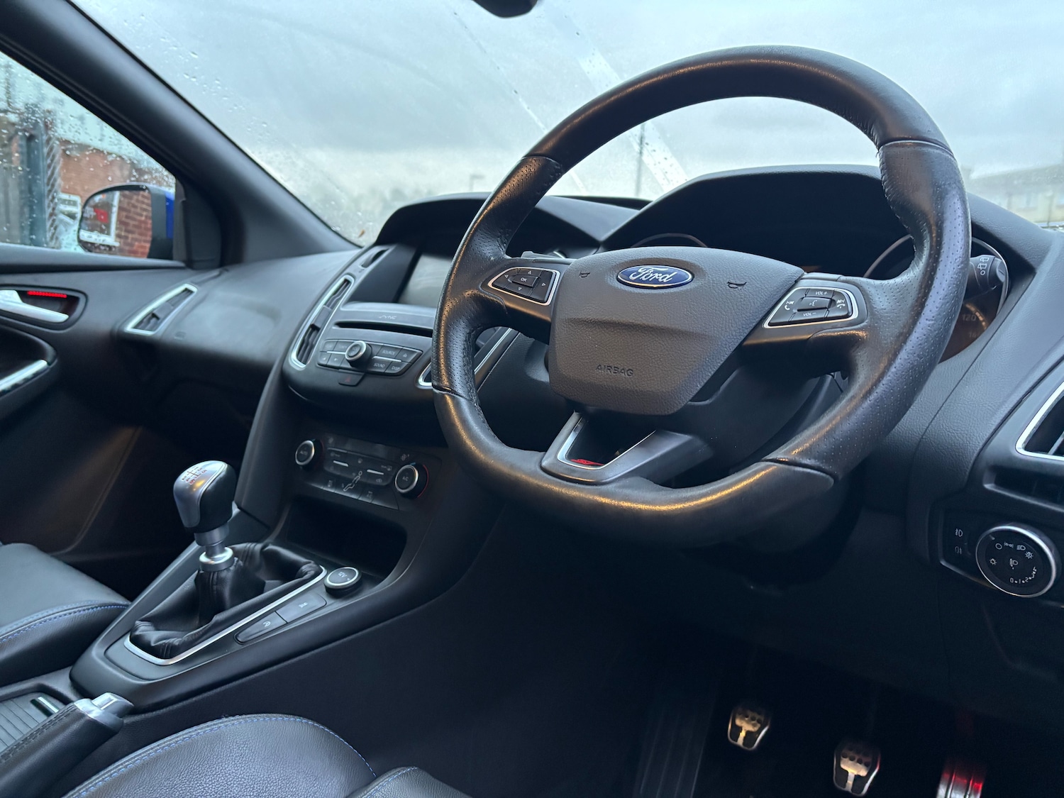 Used Ford Focus 2015 for sale - 76663117: Photo 14