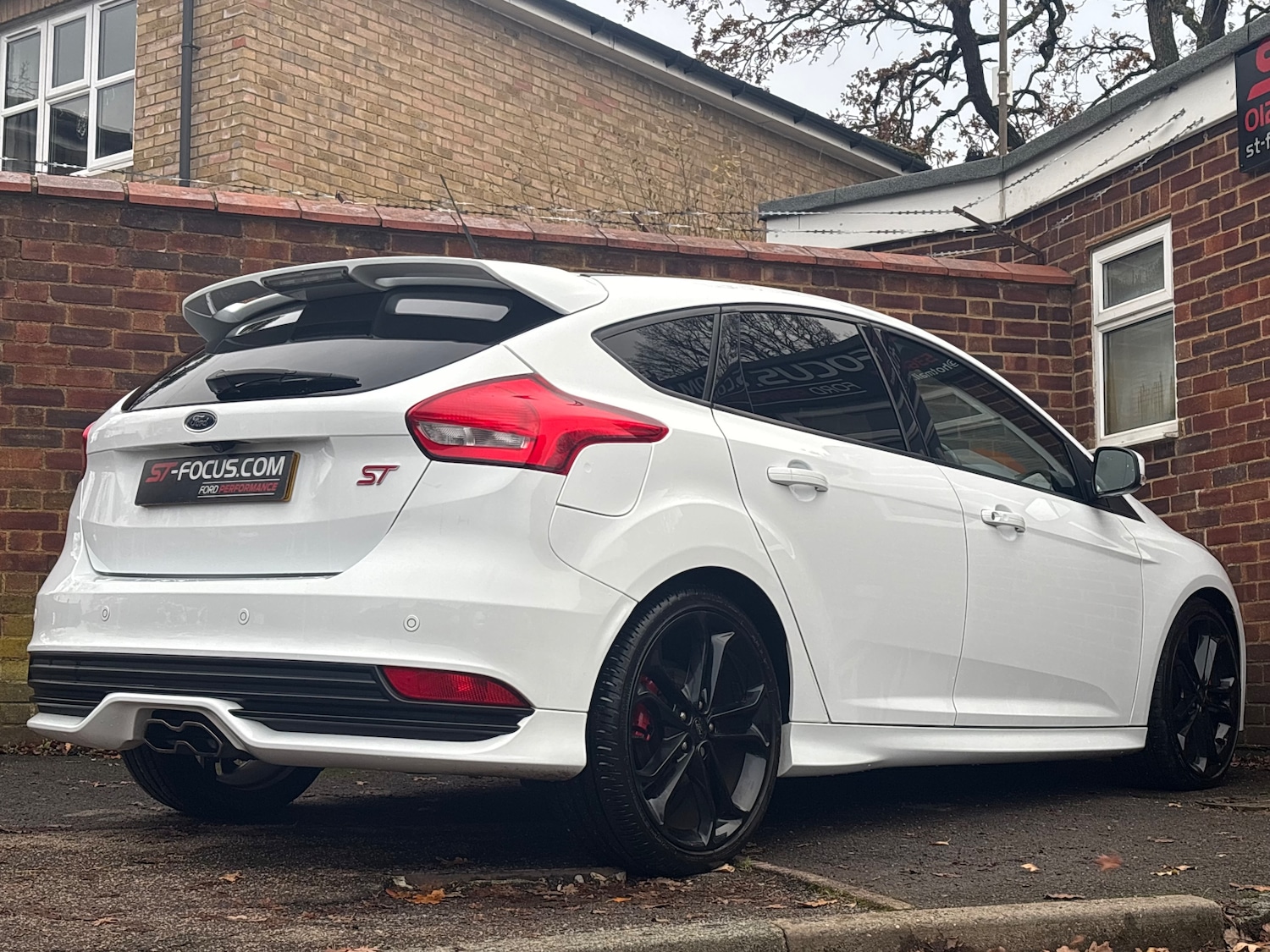 Used Ford Focus 2017 for sale - 76697808: Photo 12