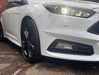 Used Ford Focus 2017 for sale - 76697808: Photo