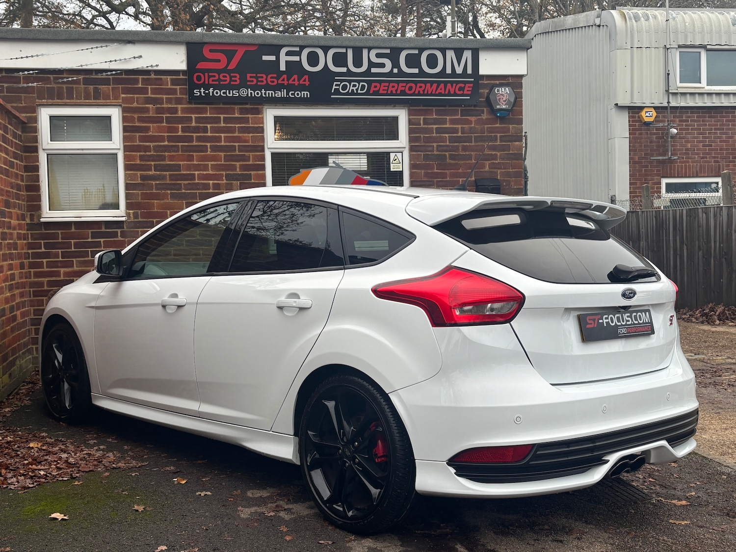 Used Ford Focus 2017 for sale - 76697808: Photo 9