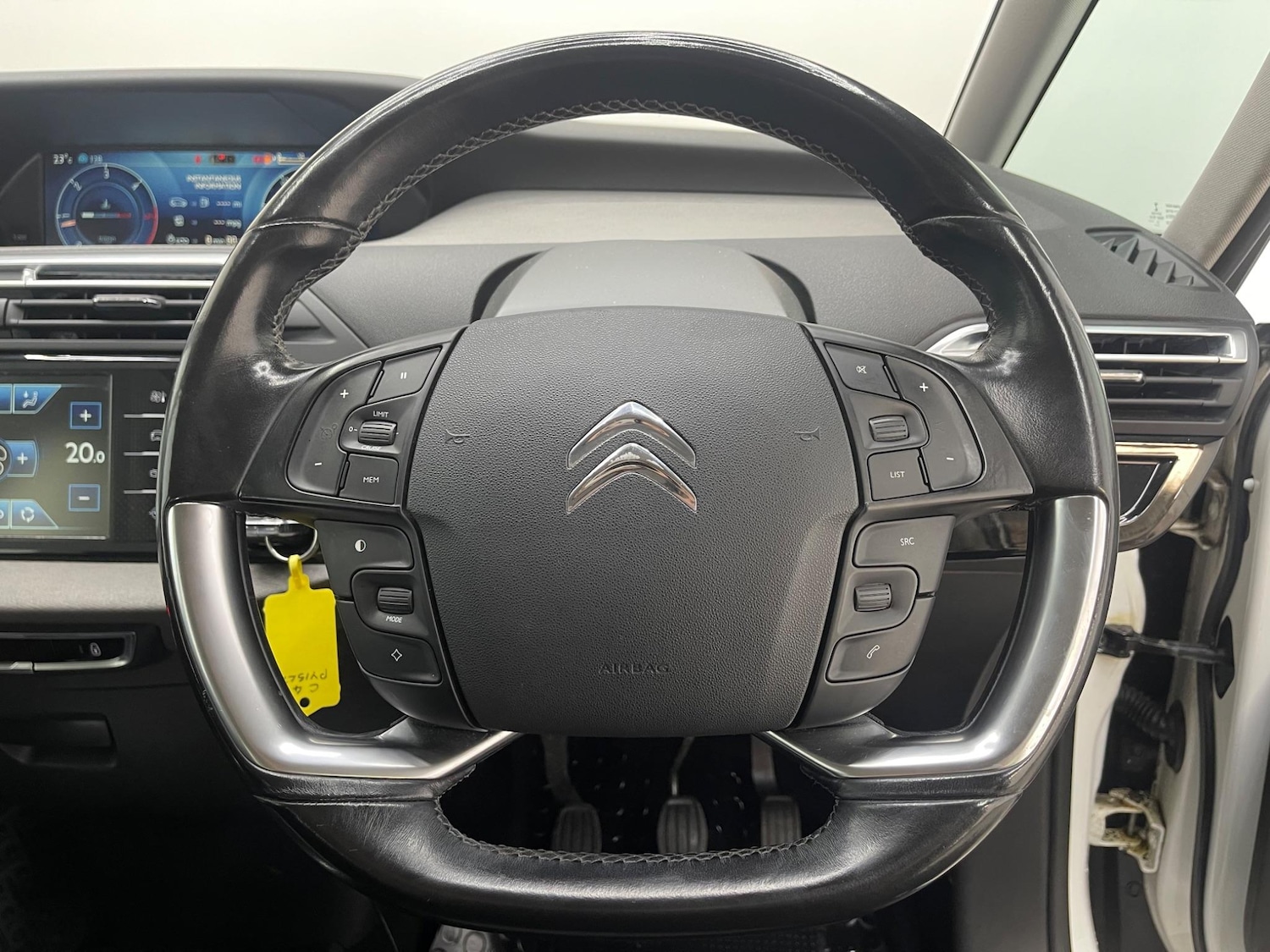 Vehicle 29