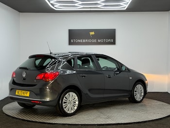 Used Vauxhall Astra 2013 for sale - 75838432: Photo