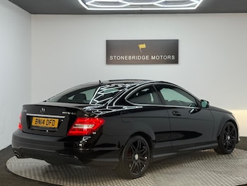 Used Mercedes-Benz C-Class 2014 for sale - 75915701: Photo