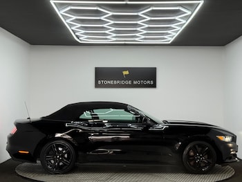 Used Ford Mustang 2017 for sale - 75756409: Photo