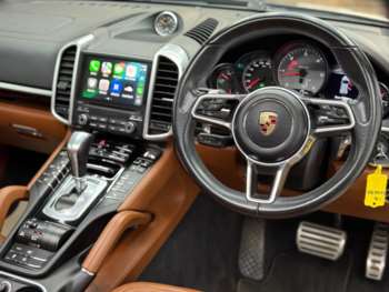 Used Porsche Cayenne 2017 for sale - 74838490: Photo